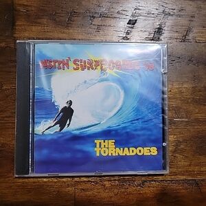 Bustin' Surfboards '98 by The Tornadoes